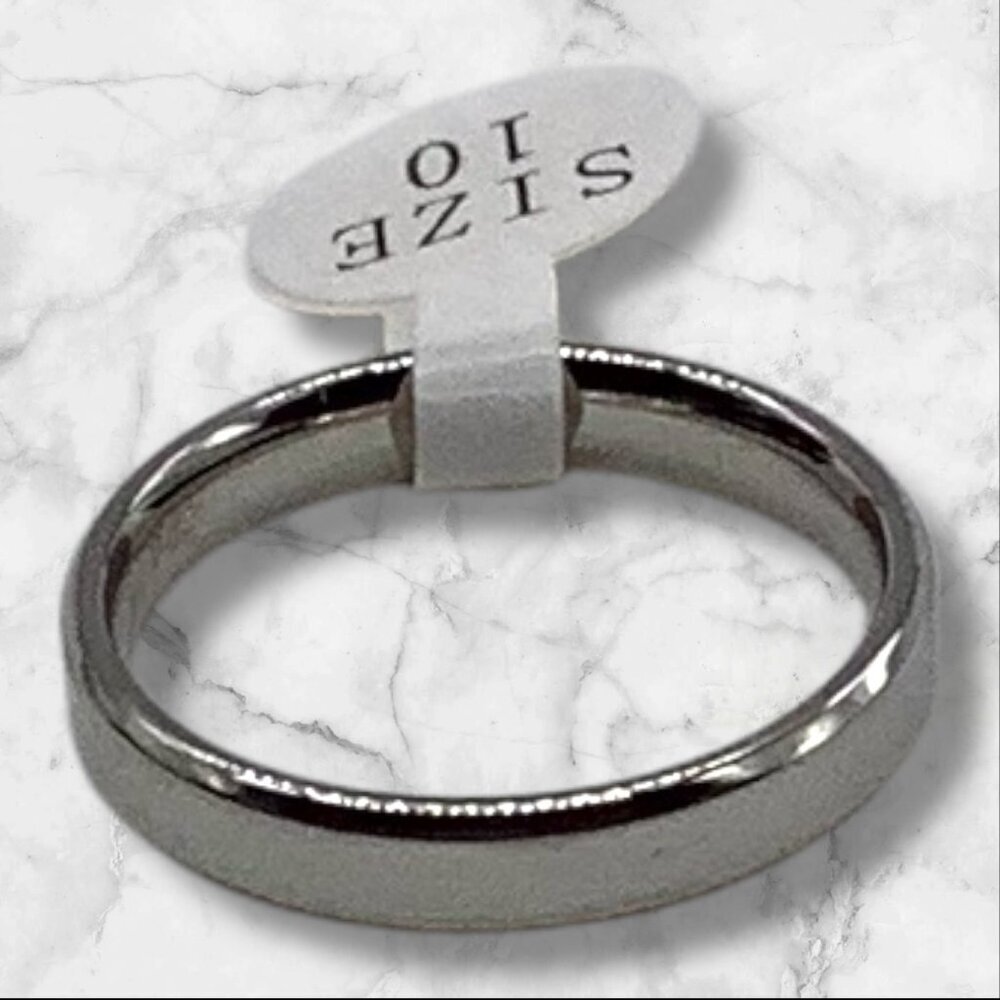 Women’s Stainless Steel Polished Band Ring Sliver‎ Tone Size 10